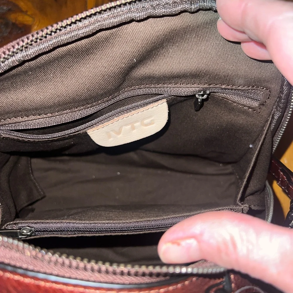 IVTG Vintage Handmade Real Leather Crossbody Satchel - Picture 6 of 8
